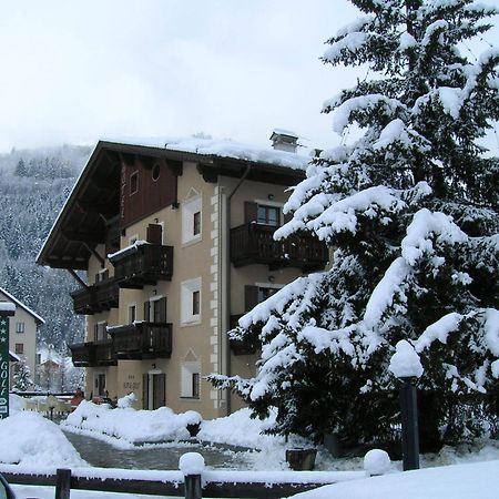 Alpi & Golf Hotel ボルミオ エクステリア 写真